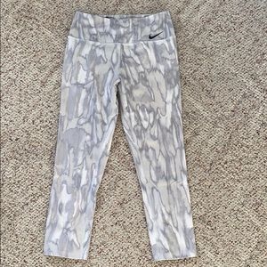 Nike dri fit leggings